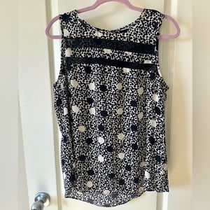 Cabi Sleeveless Blouse with Lace - Size: Medium | Bundle Cabi for Discounts!